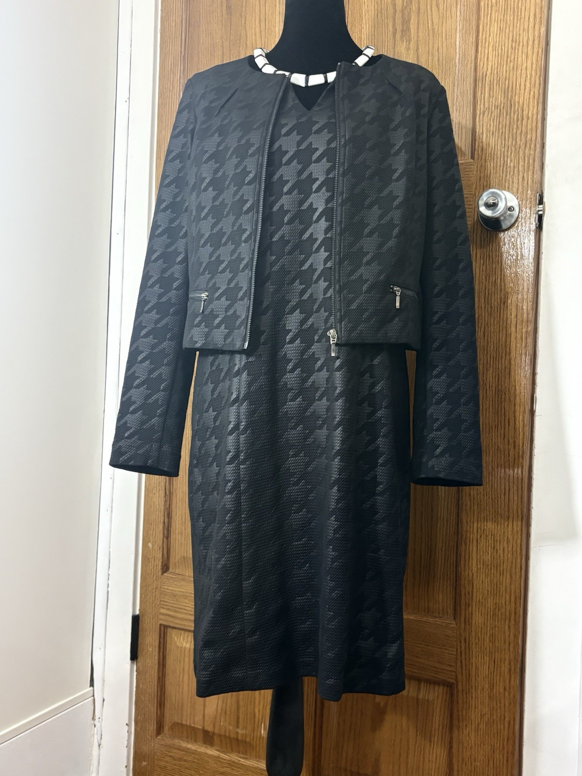 Tribal Size 6 Black Houndstooth Sheath Dress Jacket 2 Pc Career Office Set