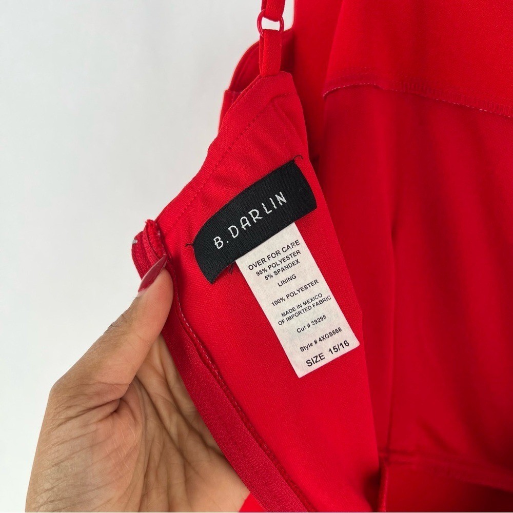 B. Darlin Red Stretch Crepe Scallop Edge Spaghetti Strap Fitted Mini Dress