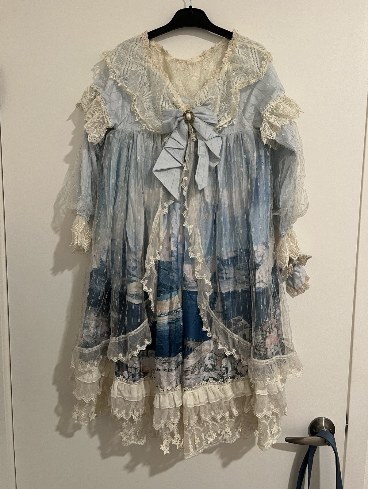 DearAndDeLol Lolita Blue/White Lace Ruffle Bow Puff Sleeve Knee Dress M/L