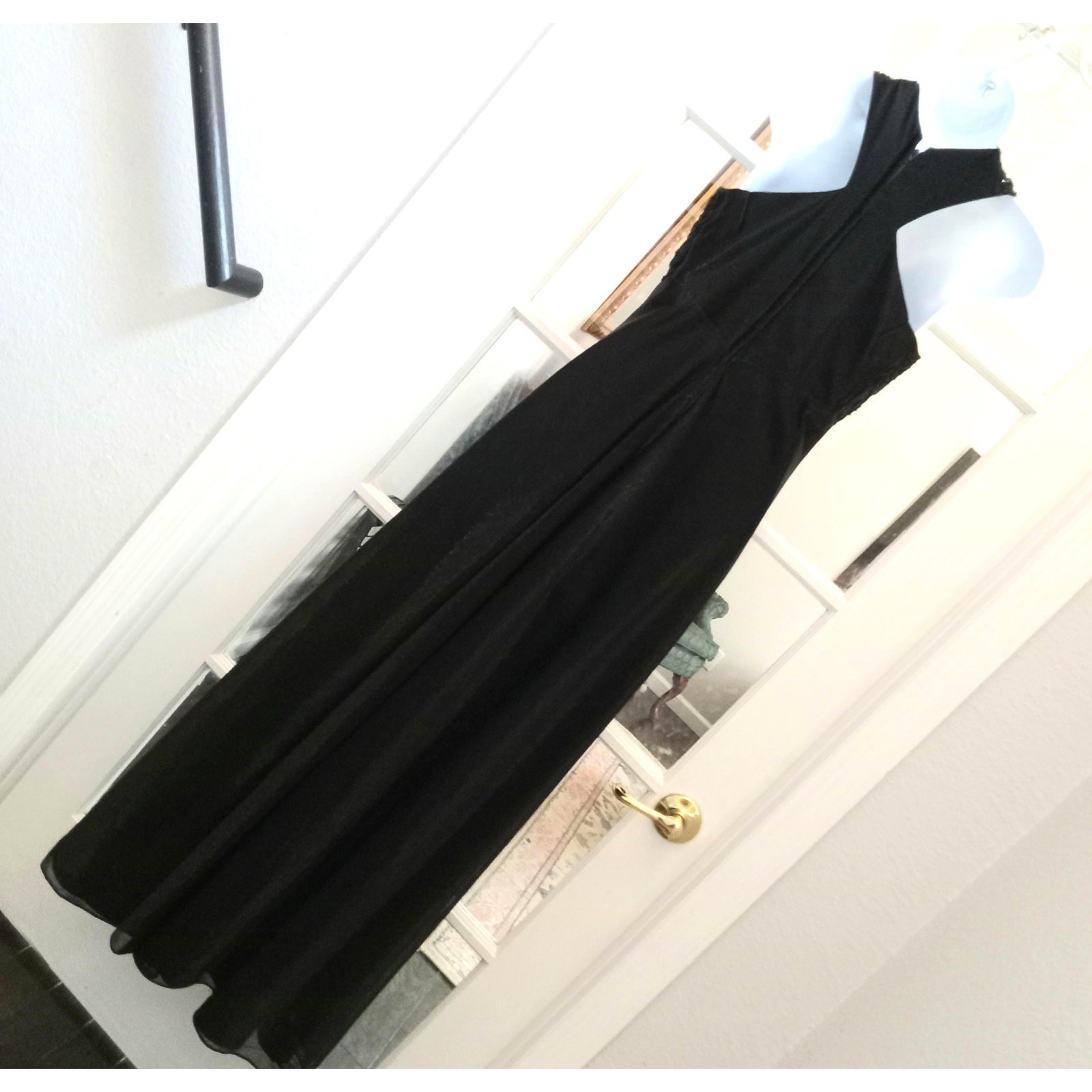 Alfred Angelo Black Sequin Gown: Elegant Formal Dress, Size 9/10