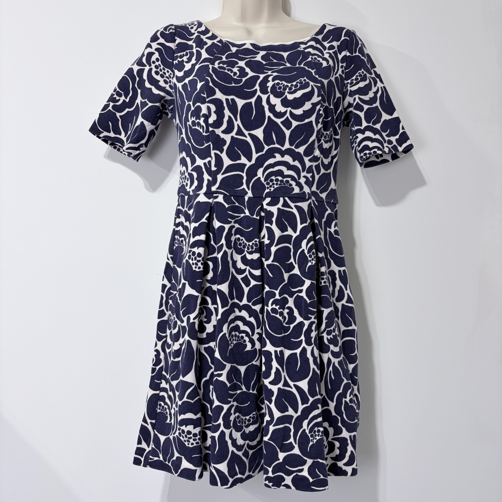 Boden Lindsey Navy-Cream Floral Fit & Flare Dress Sz 6 Petite Twee Wedding Guest