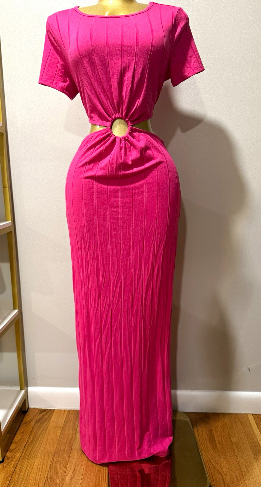 love J U.S.A Pink Solid Maxi Dress Cut Out Ring Accent Round Neck Short Sleeve L