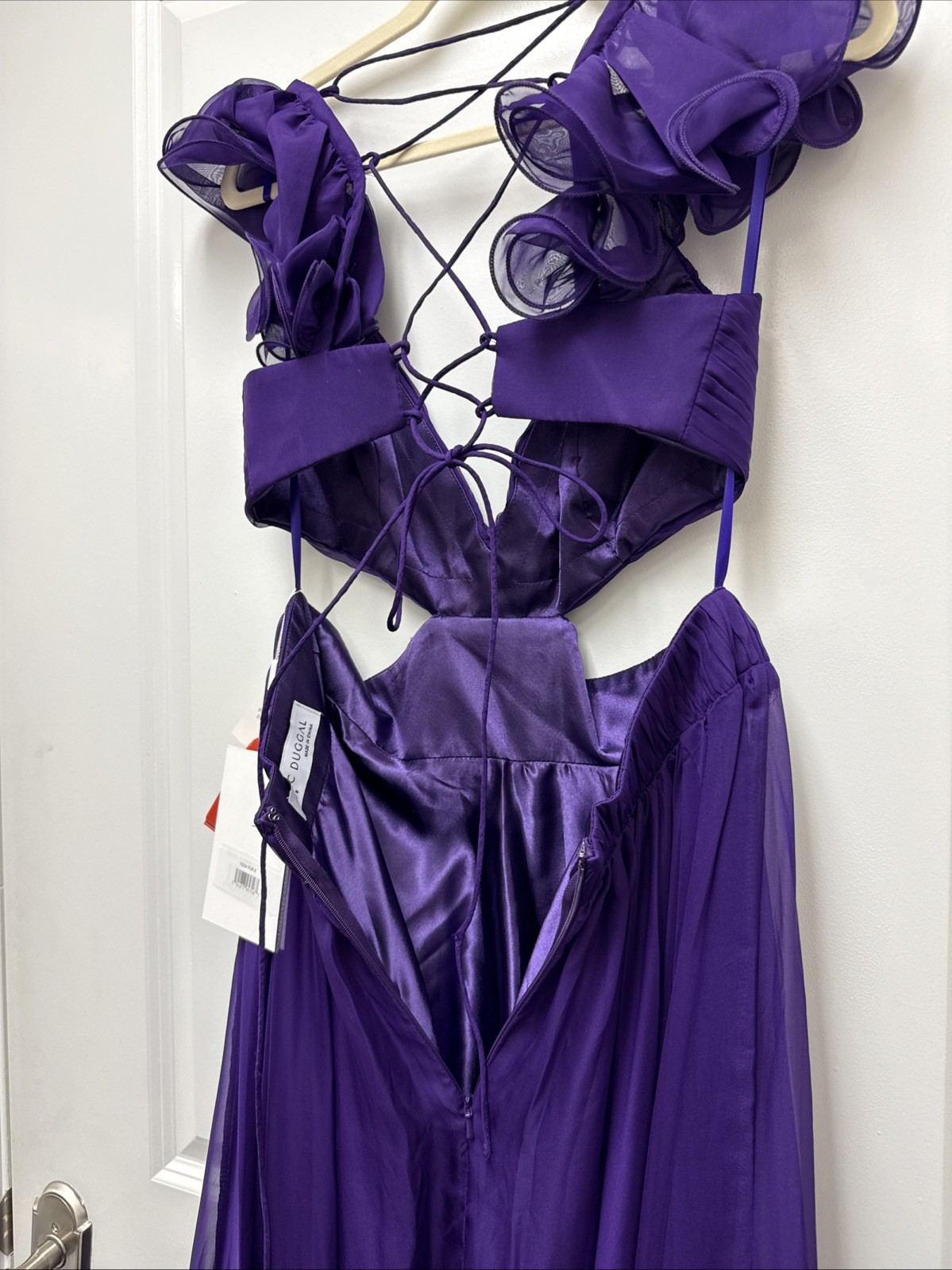 Mac Duggal Size 8 Purple 70254 Ruched Ruffled Shoulder Cut out Lace Up Gown Prom