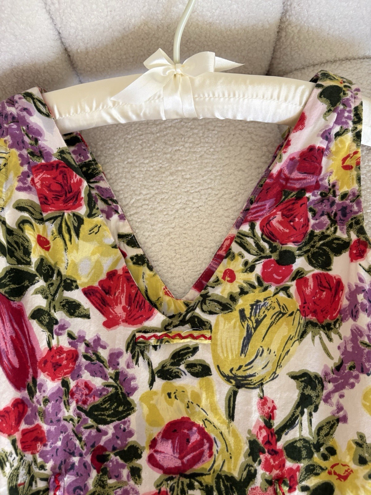 Vtg 2000’s Sfera Multicolor Floral Sleeveless V-Neck Fit & Flare Pleated Dress S