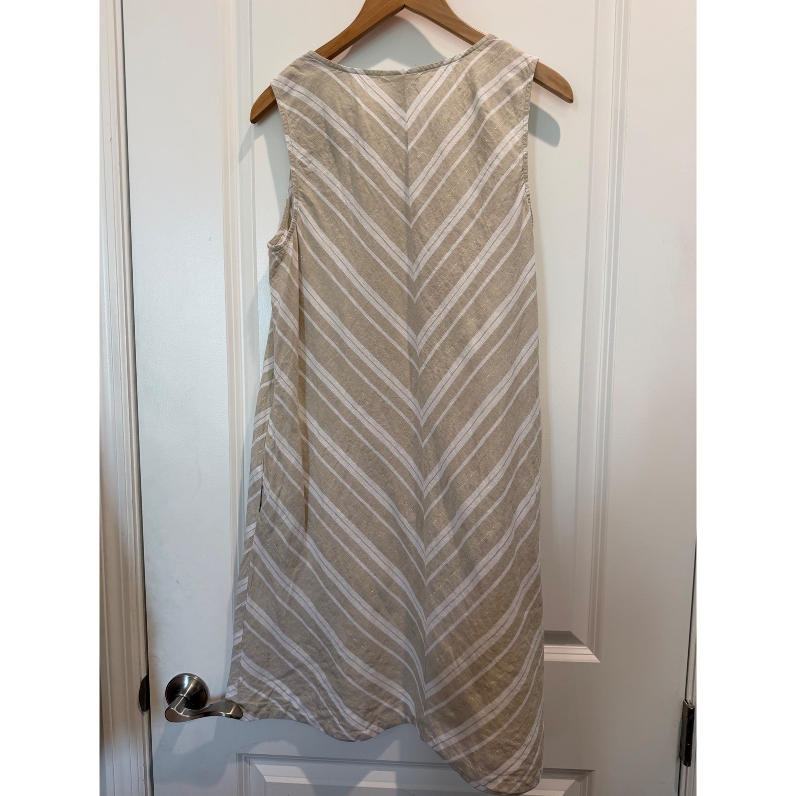 Liz Claiborne Linen Blend Striped V-Neck Shift Dress Tan Gold Metallic Women M