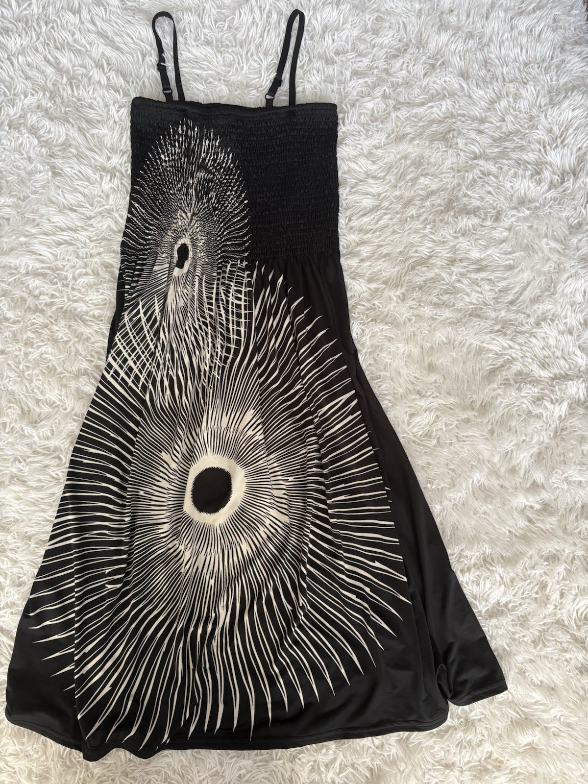 Shoreline “One Size Fits Most” Beautiful Spaghetti Strap Dress. Great Shape