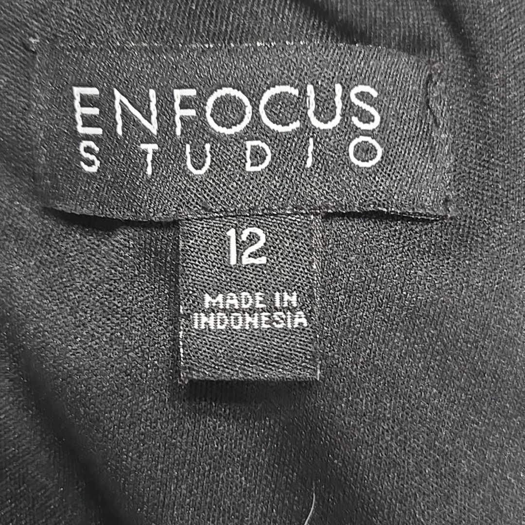 EnFocus Black Stretch Knit Ruffle Front Exposed Back Zipper Sleeveless Dress 12