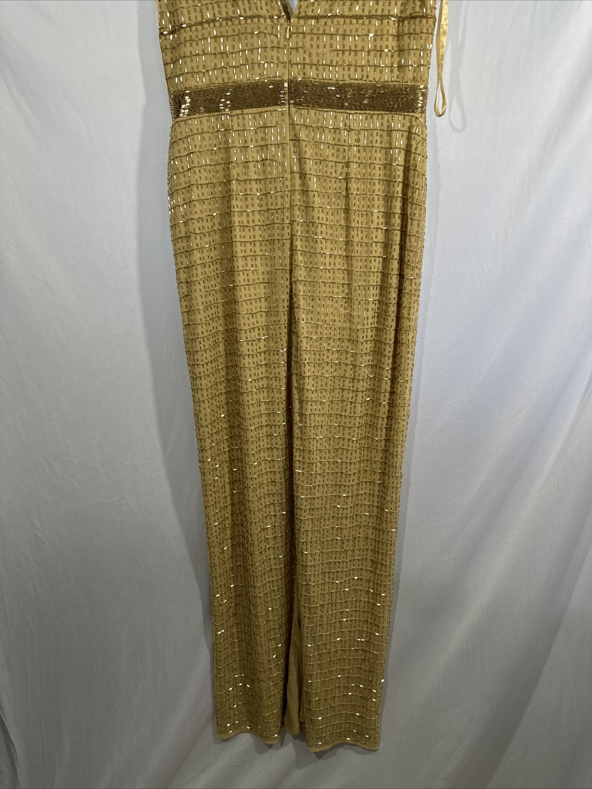 NWT $598 Mac Duggal [ 8 ] 5625 Beaded Cap Sleeve V Neck Column Gown Gold #G1605