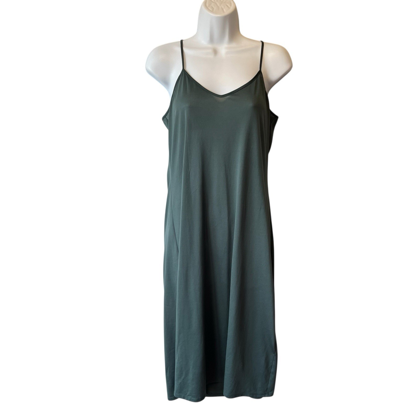 Banana Republic Midi slip dress Small Green V-neck Spaghetti straps Lightweight