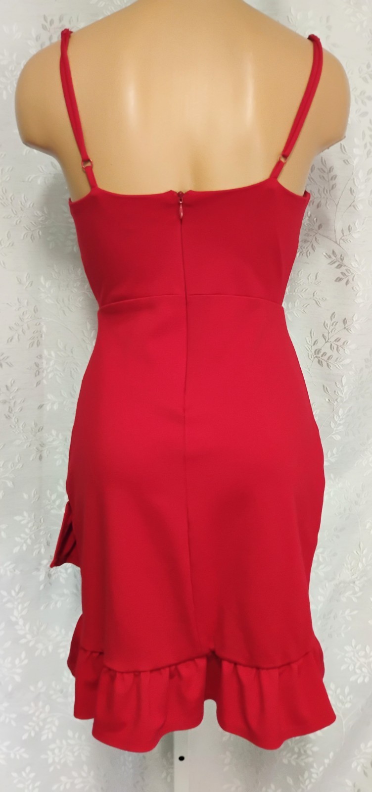 LULUS Ruffled Bodycon Sexy Red Mini Dress S Stretch Spaghetti Straps Zip Closure