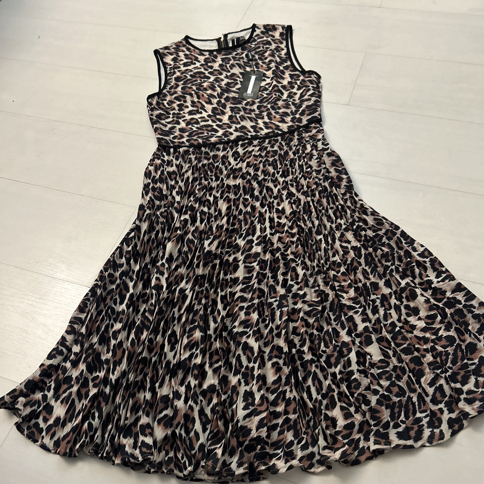 Izabel London Leopard Print Lightweight Pleated Dress New Tags Defects Sz 10
