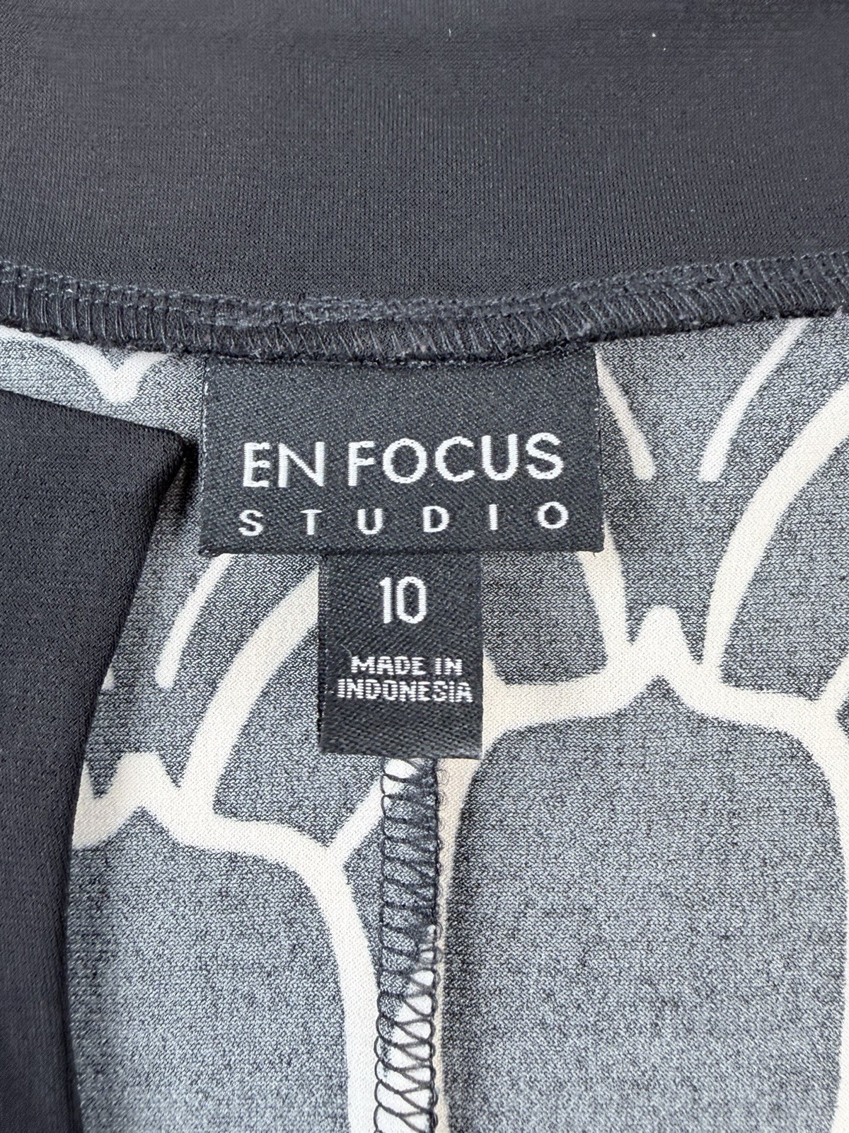 En Focus Studio Black and White Patterned Dress