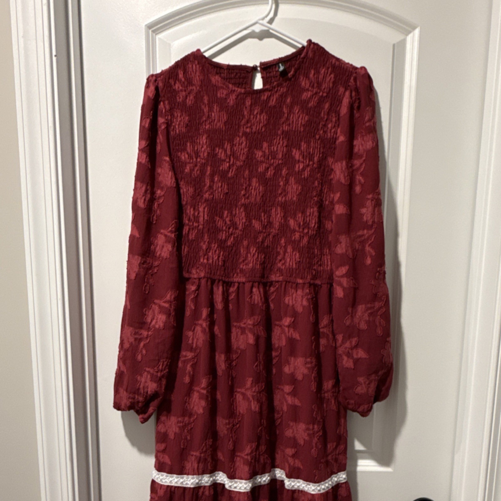 Hippie Woodstock Dress Pretty Garden Red Floral Lace Trim Smocked Long Sleeve L