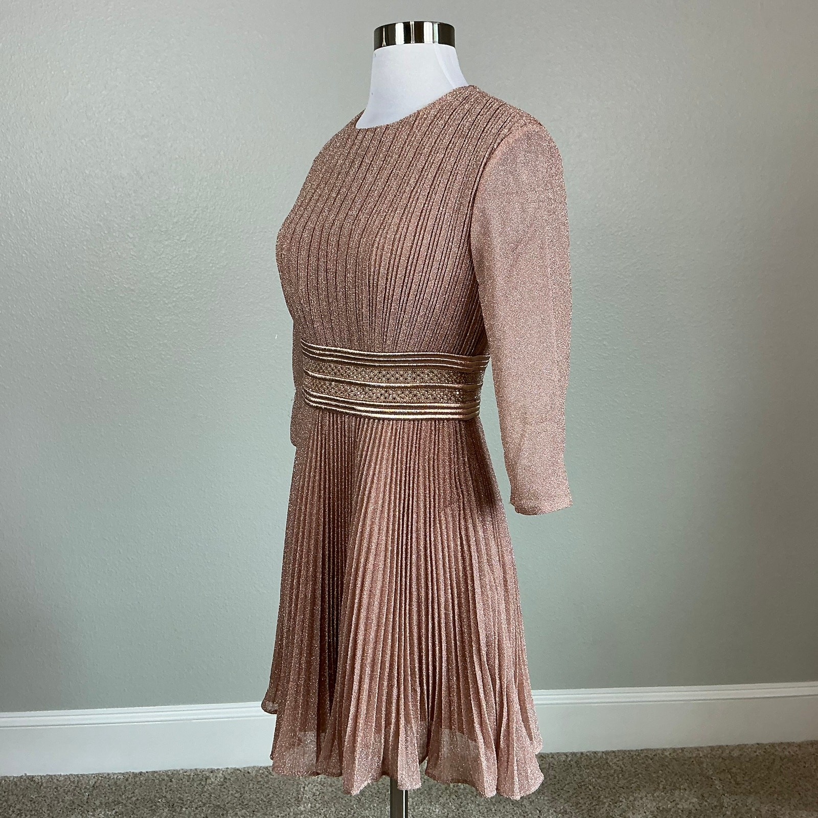 Mac Duggal 30749 Rose Gold Cocktail Dress Pleated Metallic Fit and Flare Size 6