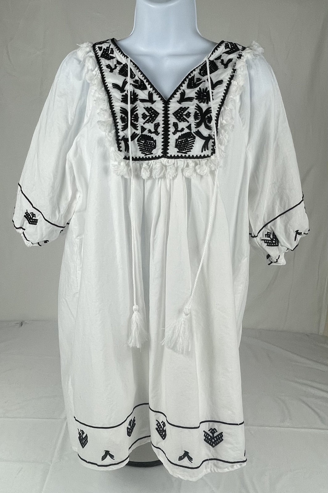 CHELSEA VIOLET C&V BOHO EMBROIDERED DRESS WHITE BLACK TASSEL PEASANT WOMENS SMAL
