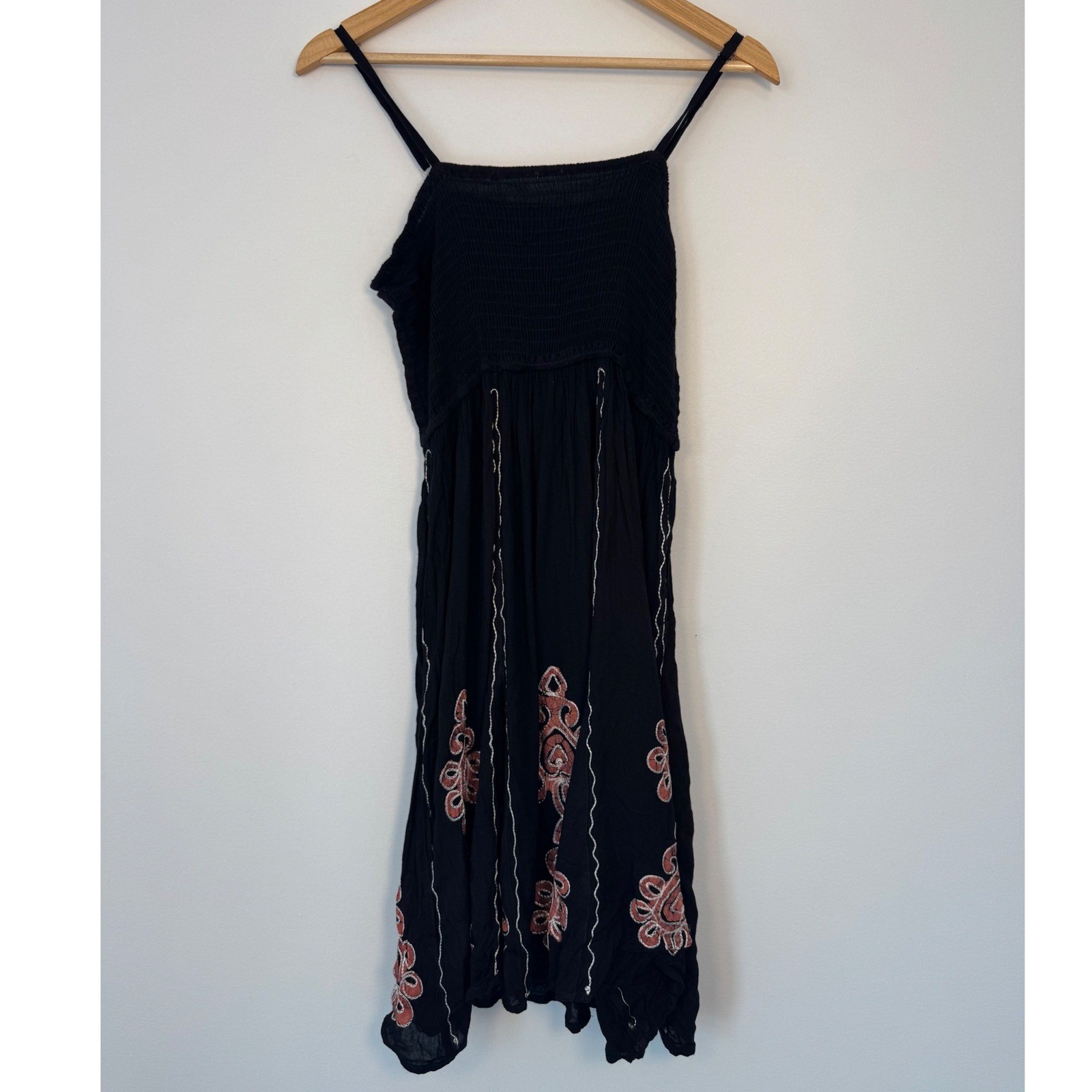 Boho India Boutique Smocked Handkerchief Hem Dress Womens One Size Black Orange