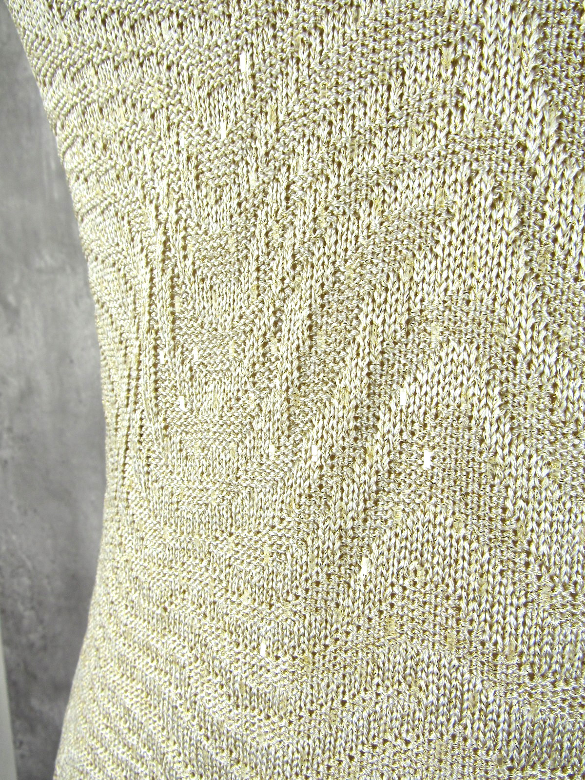 St John Evening Ivory Gold Metallic Knit Crystal Sequins Sleeveless Dress Size 6