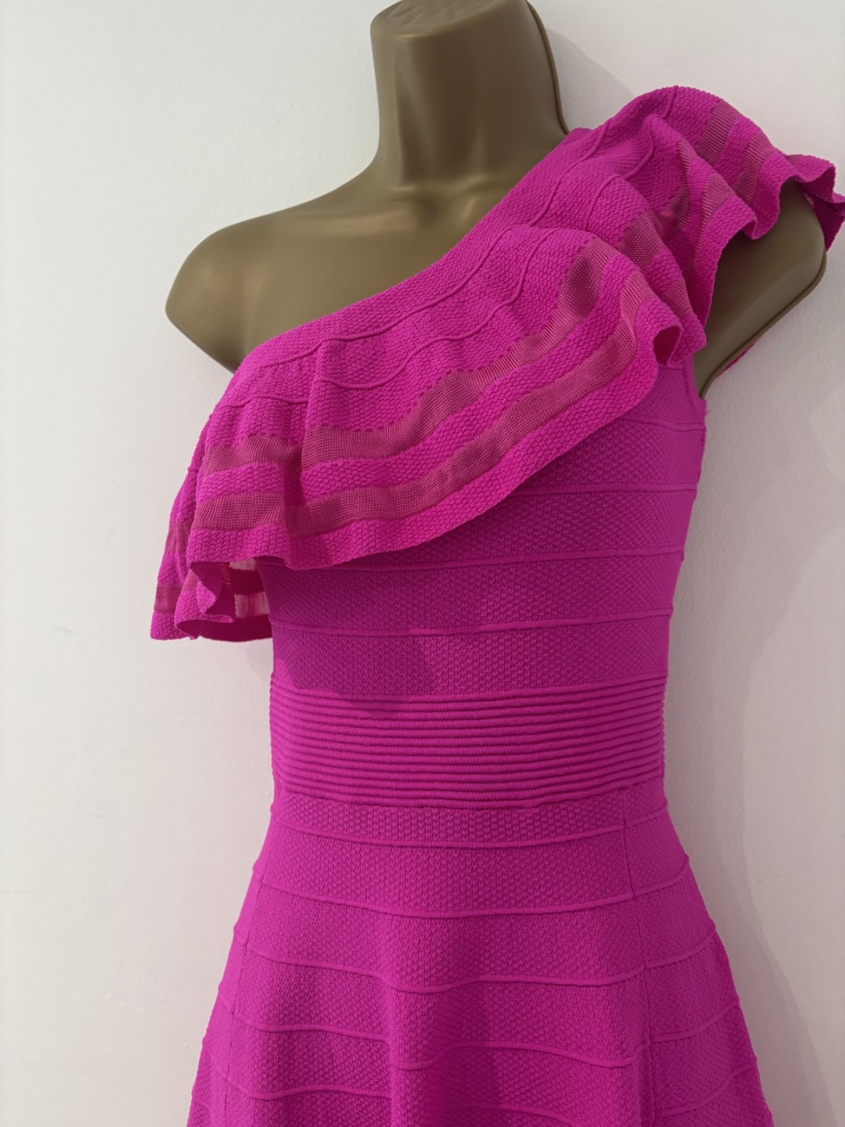 Ted Baker Neon Pink One Shoulder Knitted Dress UK 8 BNWT RRP £149 Occasion Dress