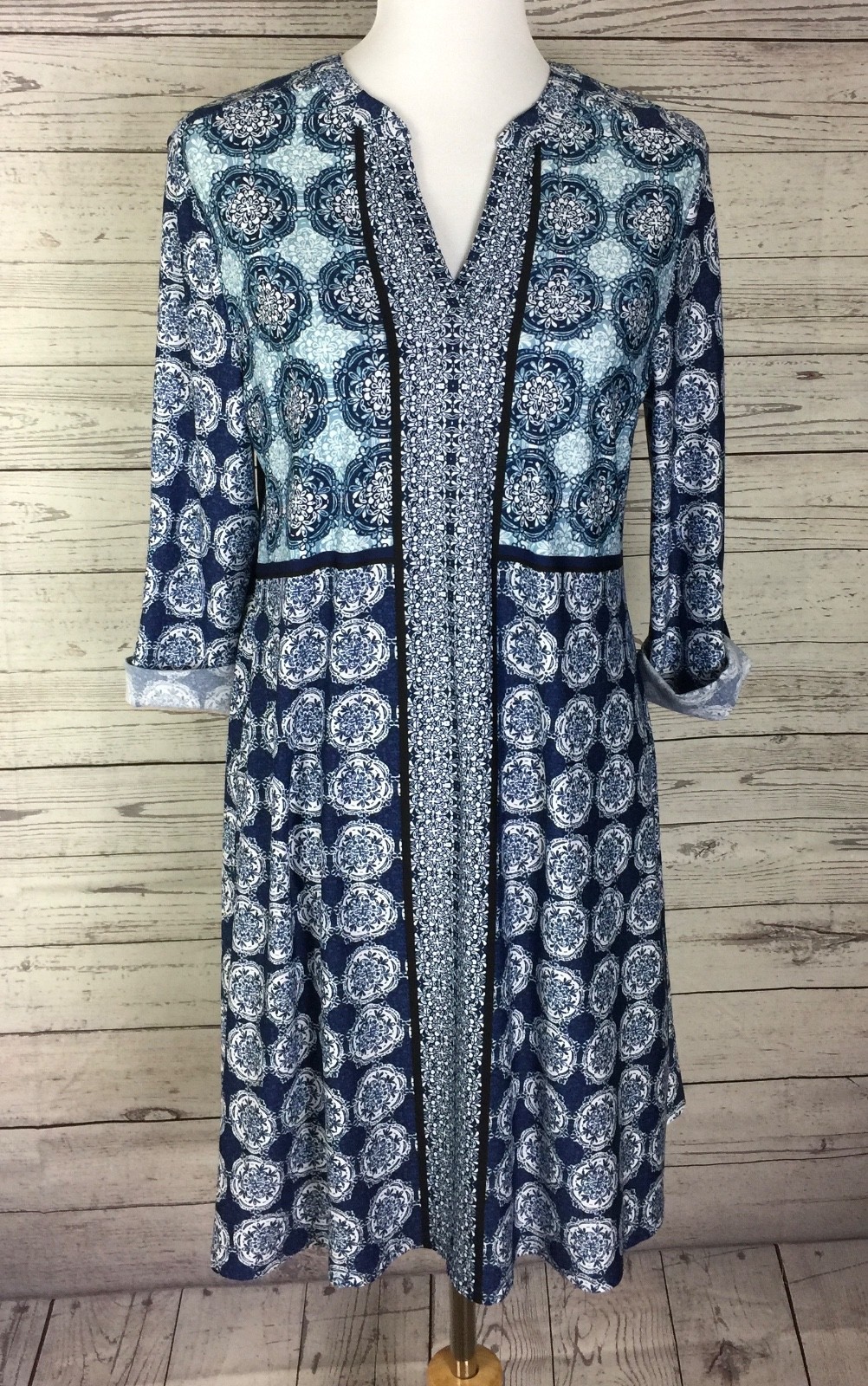 New Directions Women’s Blue Split Neck Long Sleeve Roll Tab Shift Dress Size PM