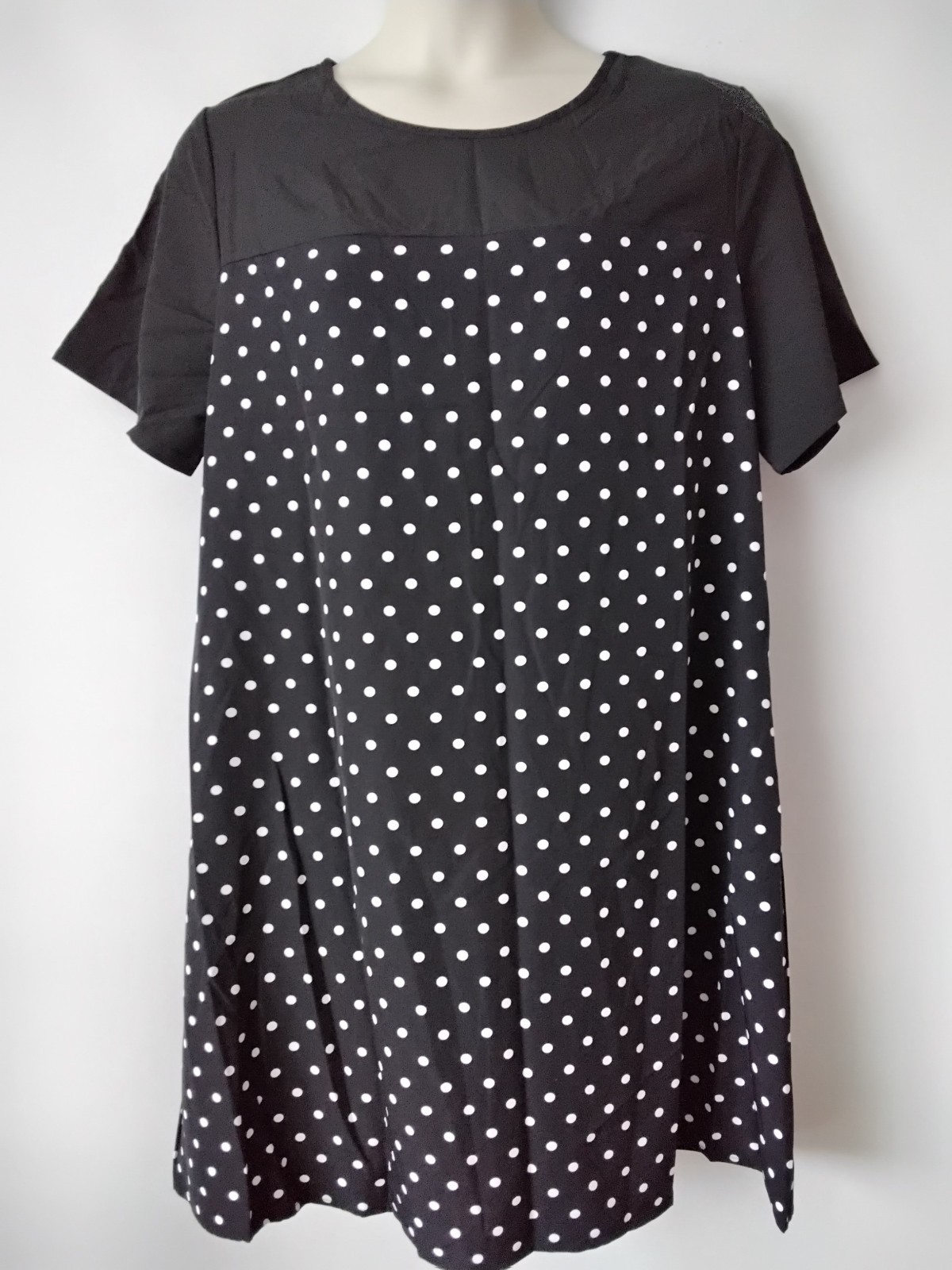 PLUS SIZE 18 20 BLACK WHITE POLKA DOT A LINE THIN DRESS NO STRETCH SHORT SLEEVE
