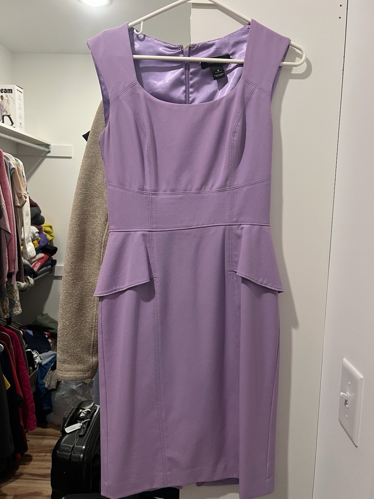 White House Black Market 0 Purple Sheath Dress Sleeveless Scoop Neck Peplum
