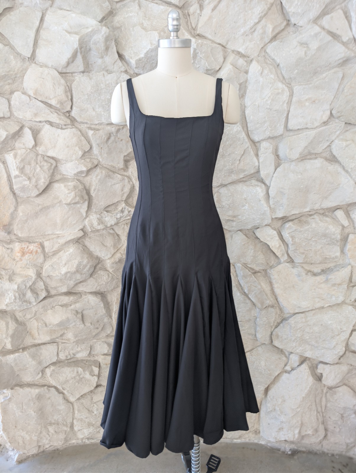 black midi dress small