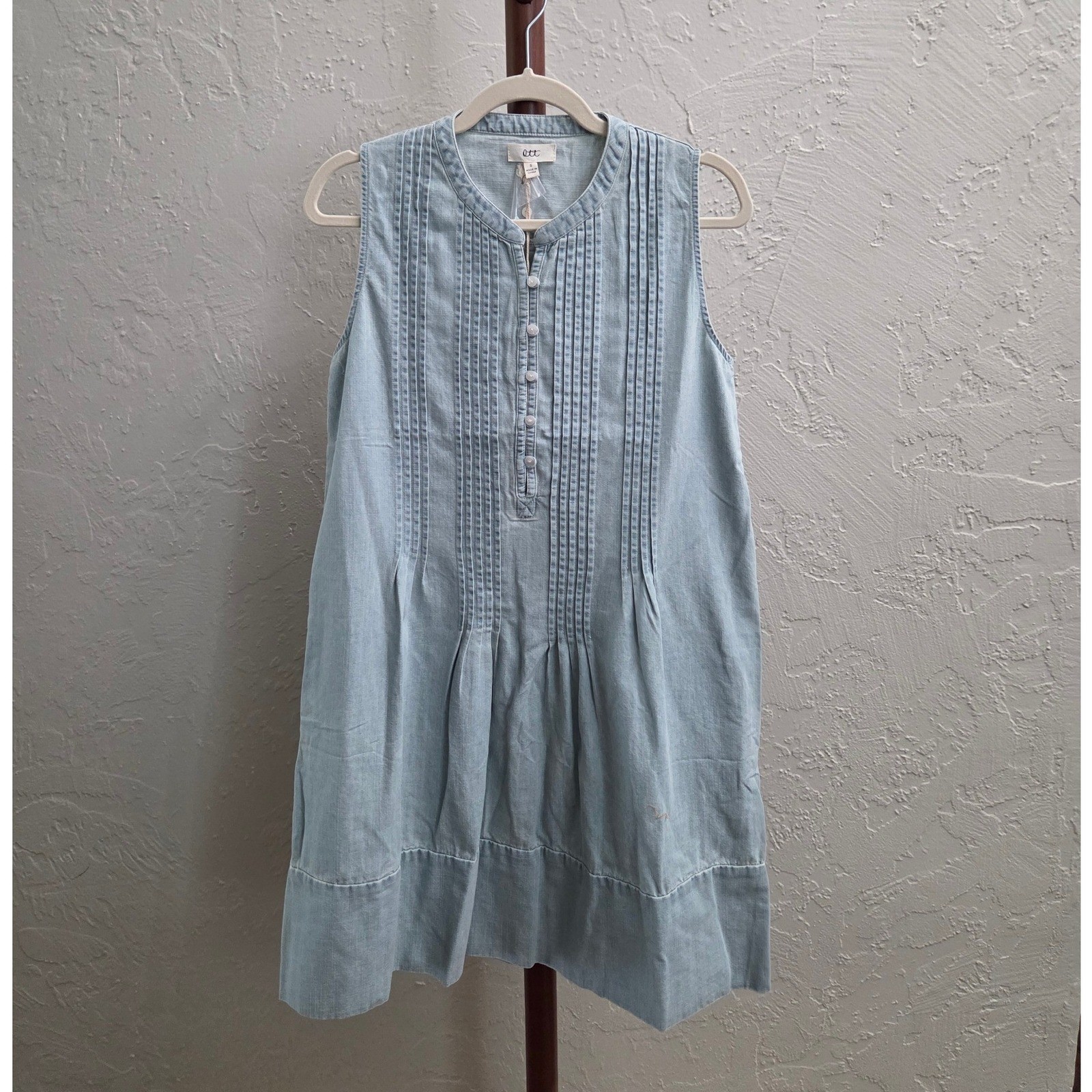 D150. Light Wash Pintuck Denim Chambray Dress