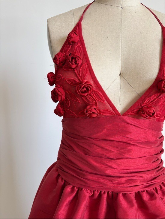 $689 For Love And Lemons “Esmeralda” High-Low Appliqué Gown in Red Sz Small