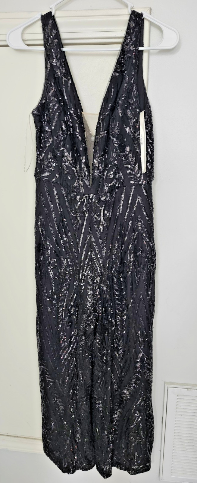 Calina Signature Black Sequin Prom Formal Dress Deep V Maxi Gown Sz 10 53in
