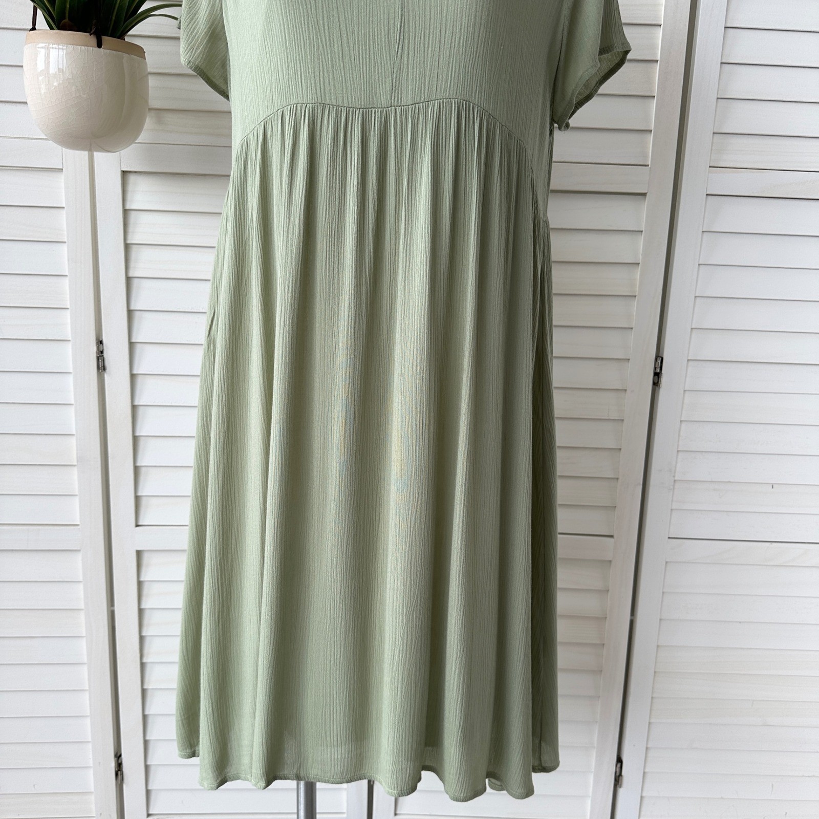 New Stevie Hender Green Crinkle V Neck Dress Short Sleeve Cottagecore Size L