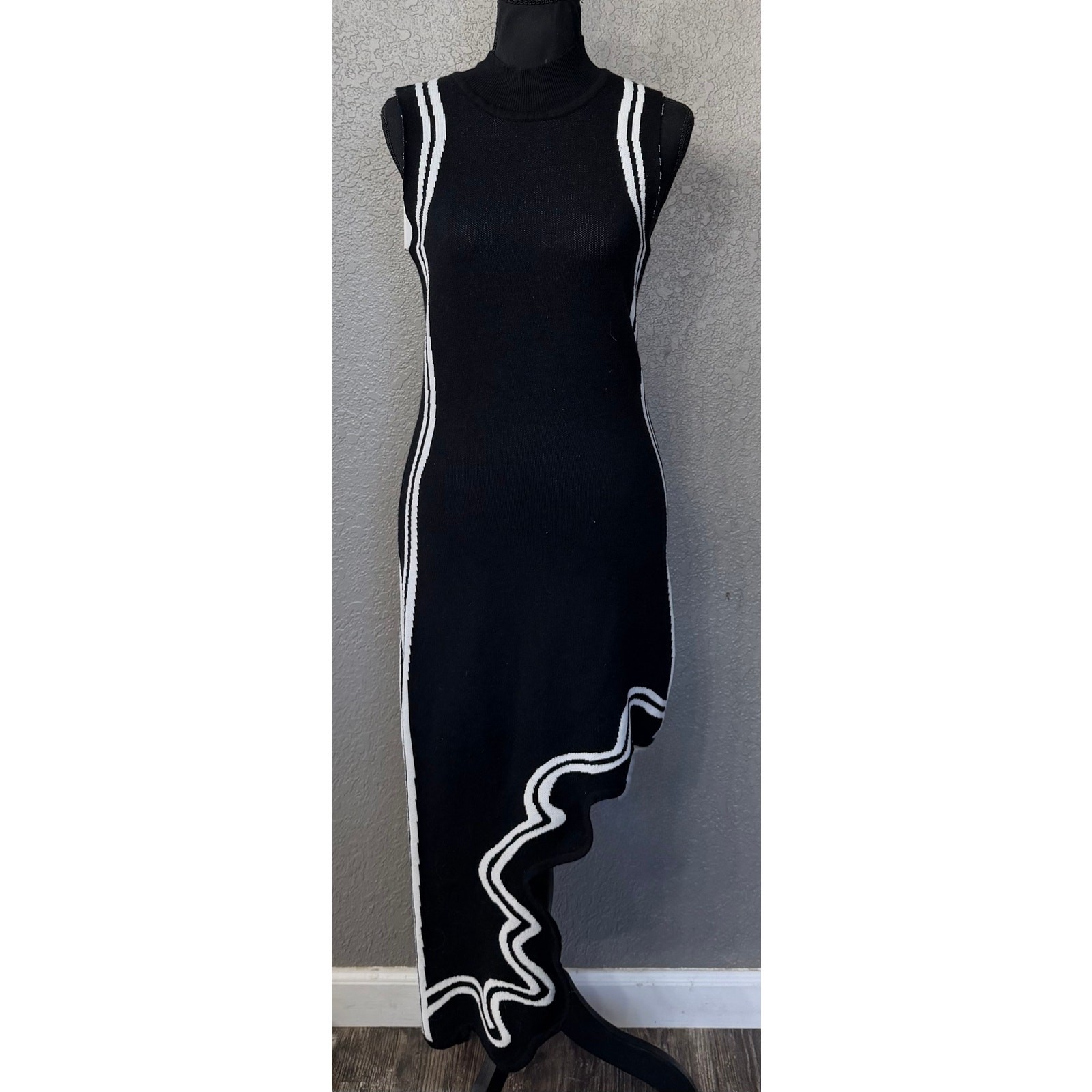 Commense Womens Sz M Black White Trim Asymmetrical Mock Neck Midi Dress