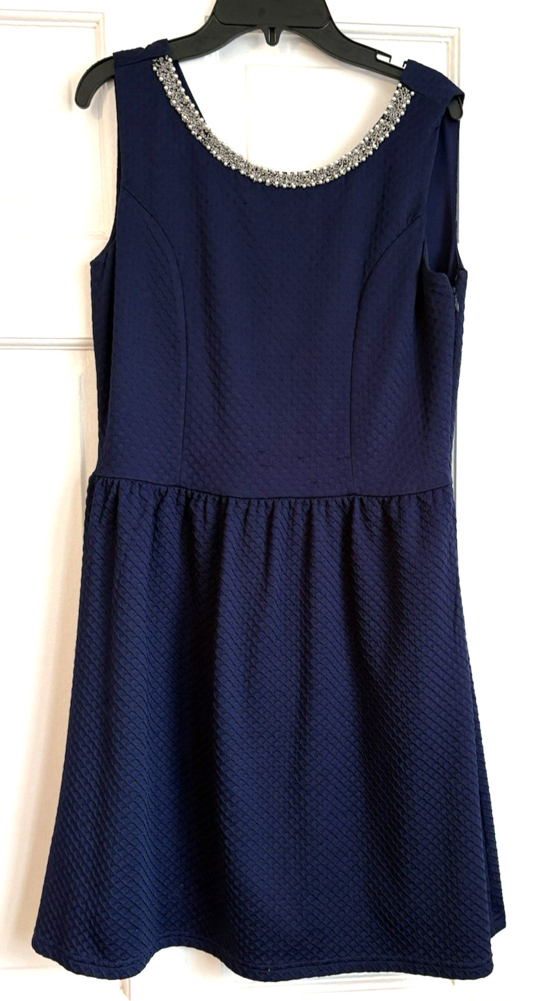 Charming Charlie Navy Fit & Flare Sleeveless Size Med Beaded Neckline Bow Back
