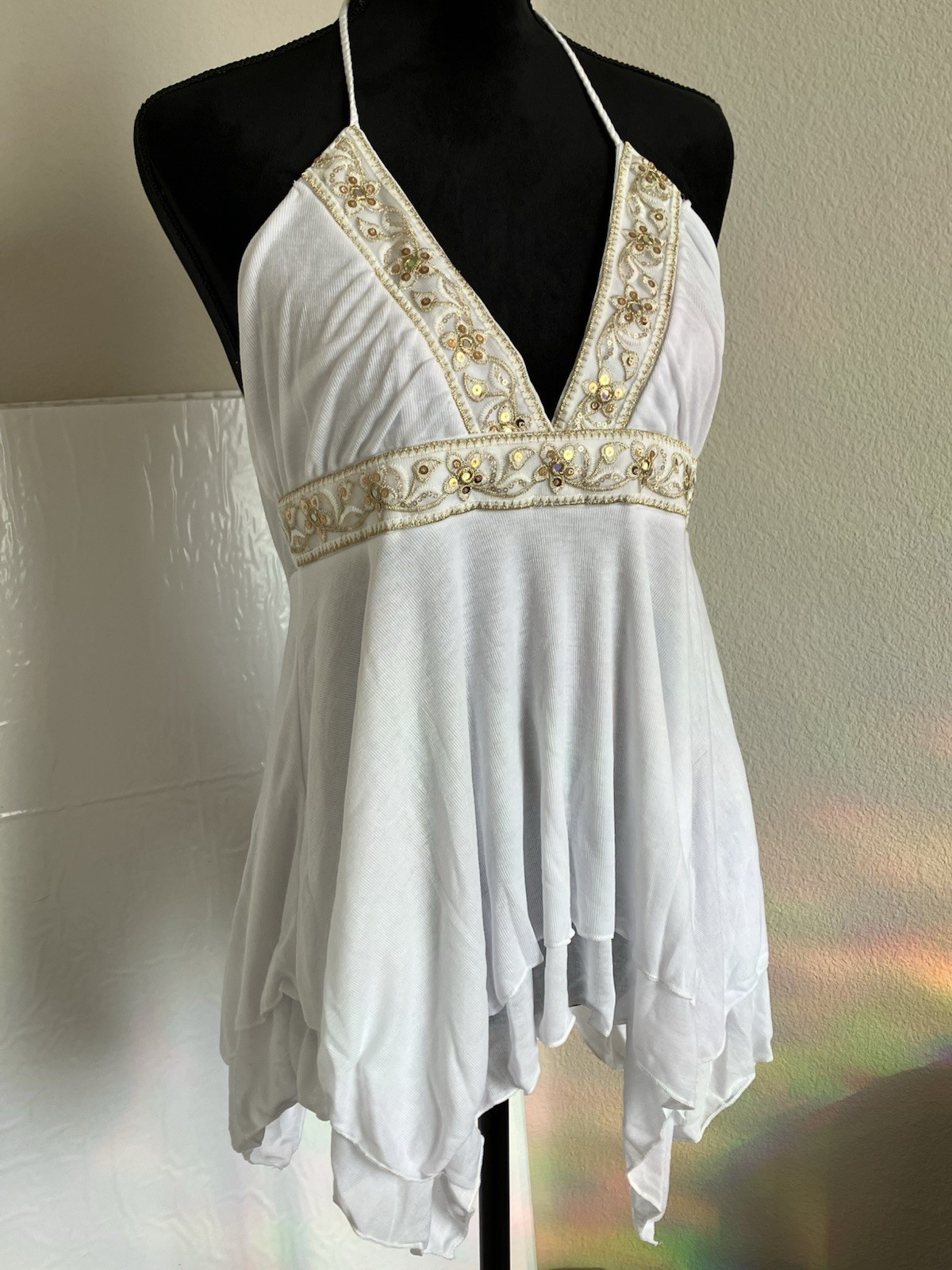 White/Gold Solid Halter V-Neck Mini Dress Sleeveless Embroidered Beaded L