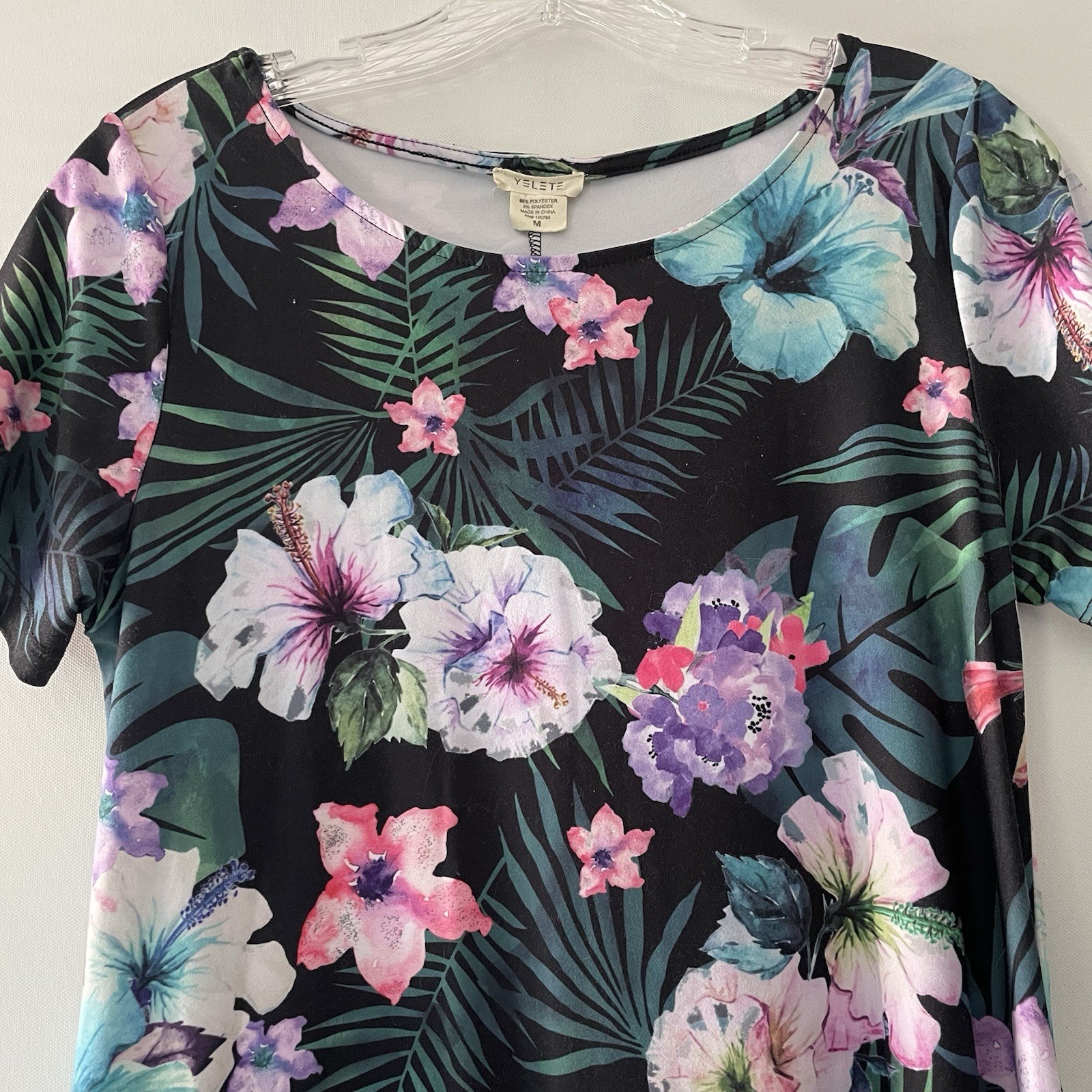 Yelete Women Size Medium Tropical Vibrant Floral Stretchy Beach Comfy Vaca Dress