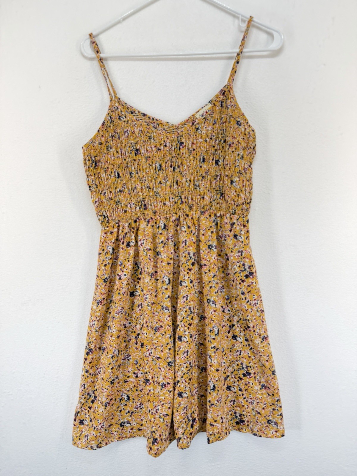Peach Love California size medium beautiful orange flower dress sleeveless