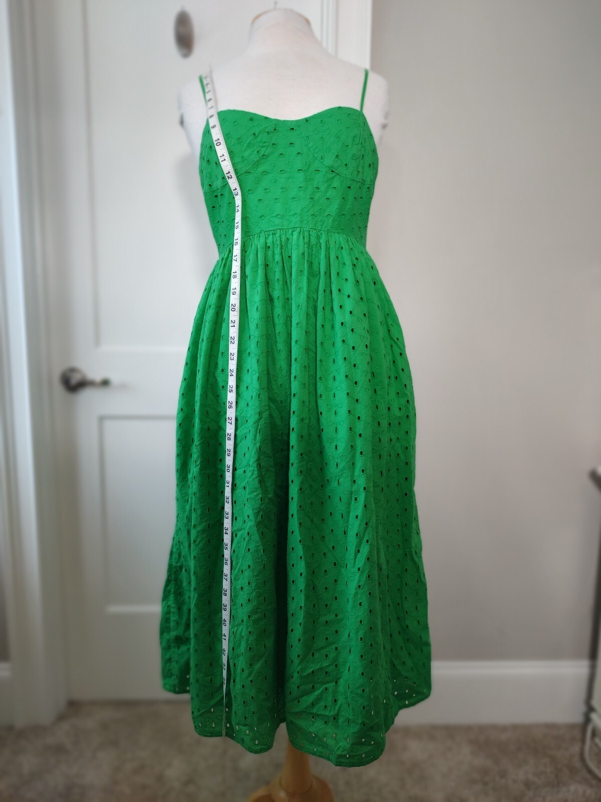 A new day Green Eyelet Midi Dress with Adjustable Straps Size M
