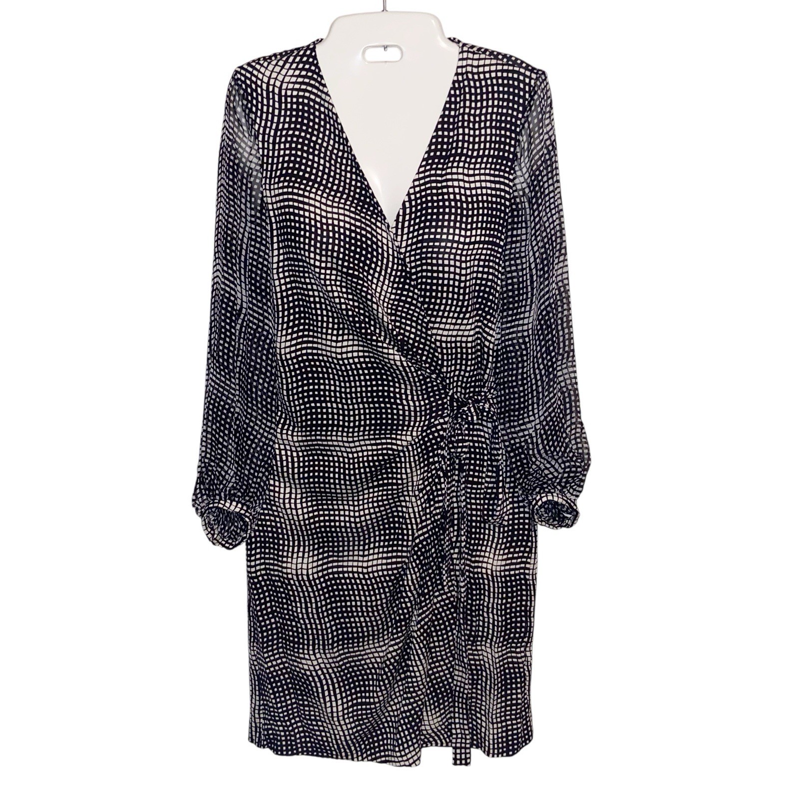 Diane Von Furstenberg Dress Size 4 Silk Wrap Career Business Geometric Designer