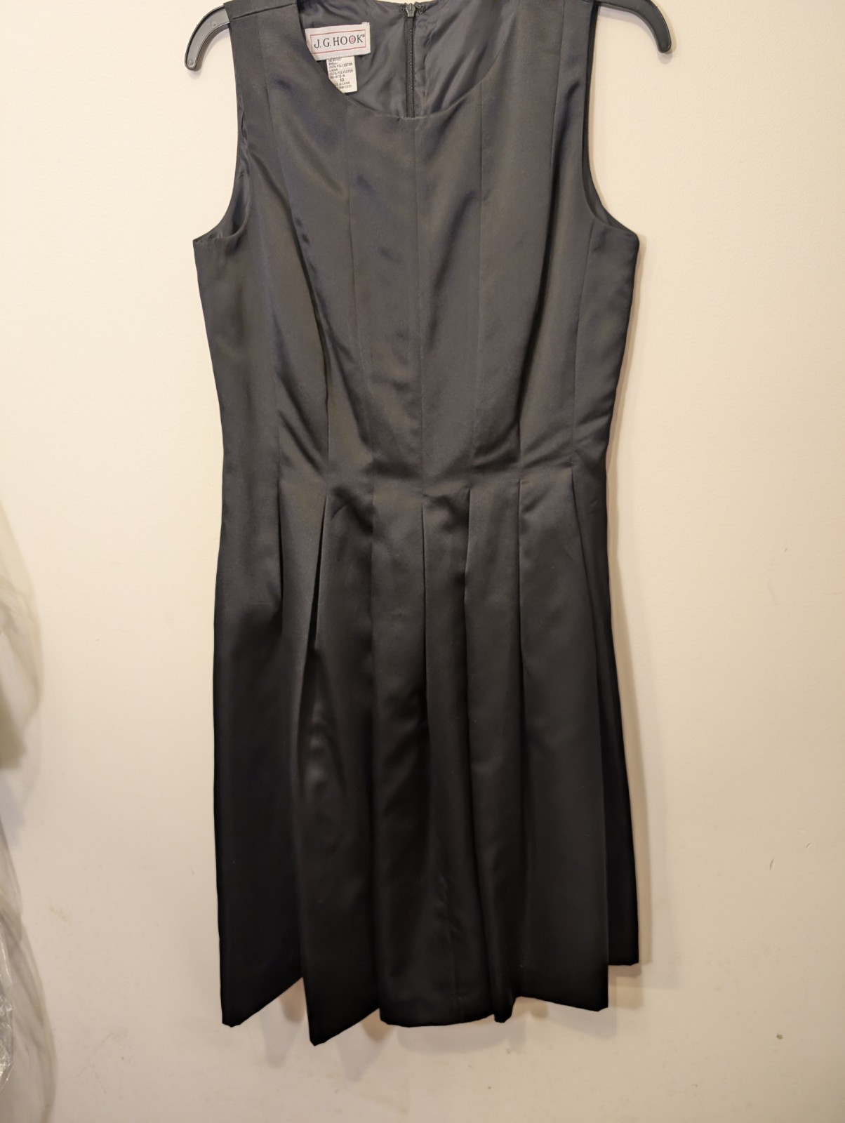 J.G. Hook Black Satin Pleated Fit & Flare Dress Square Neck Zip Lined 10