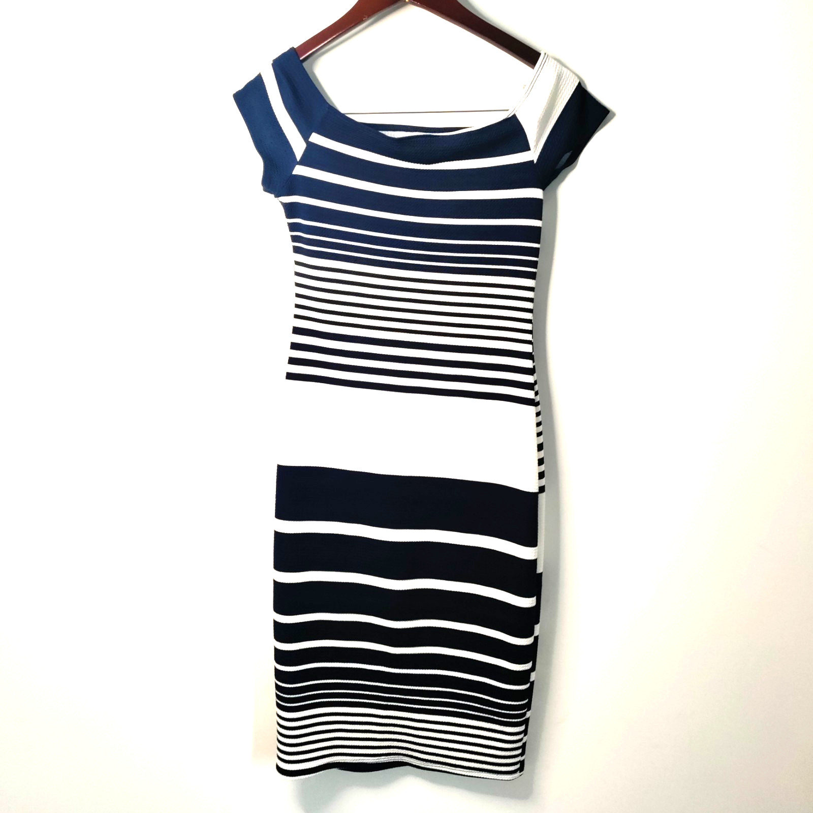 Bodycon Stretch NAVY Striped Nautical Tropical Resort Party Wedding Sexy Dress M