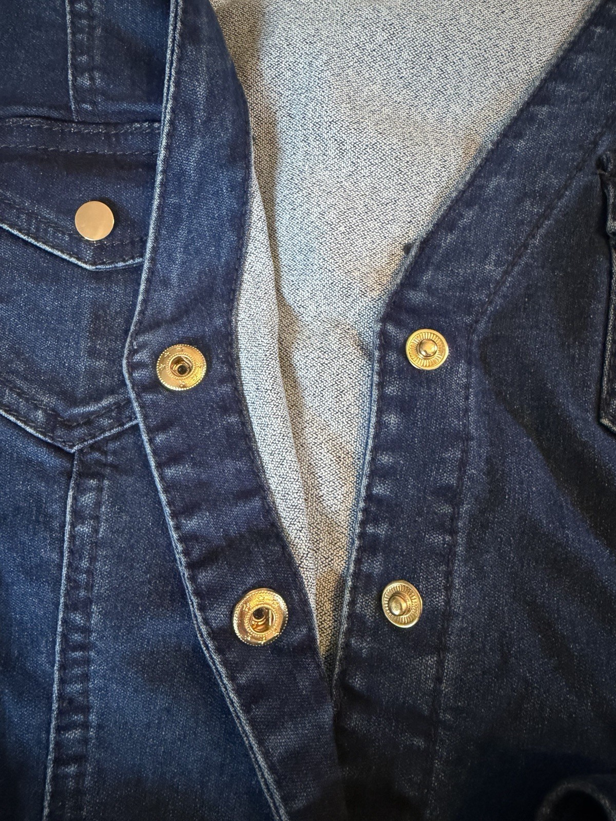 GBG Los Angeles Women’s Blue Solid Denim Shirt Dress V-Neck Belted Pockets XS