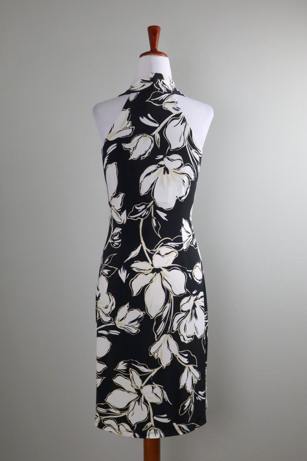 TOMMY BAHAMA $138 Slinky Stretch Shelf Bra Halter Tank Dress Size Medium