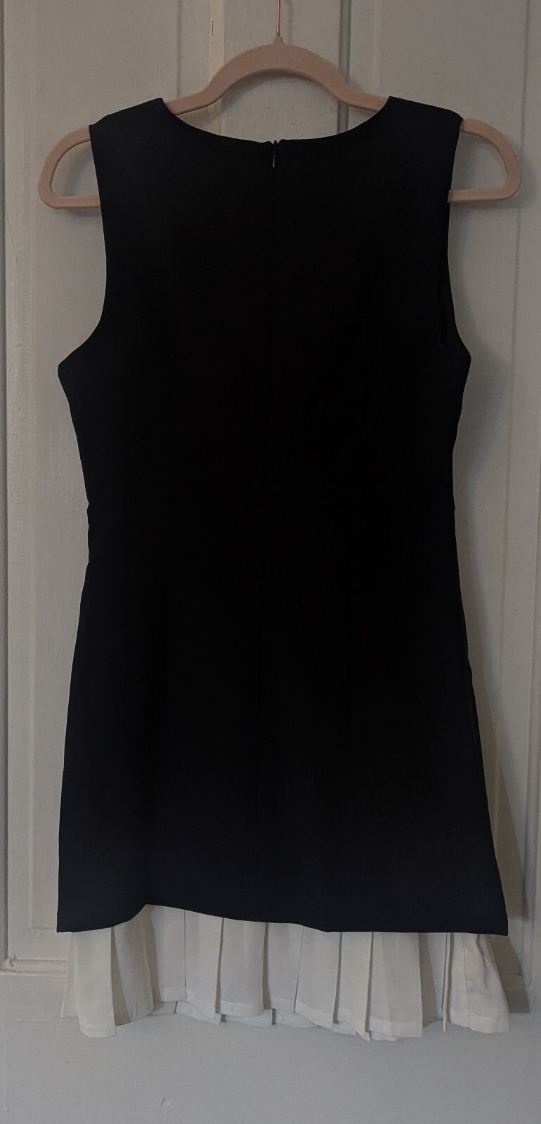 NWT COMMENSE BLACK CONTRAST PLEATED HEM DRESS | SiZE S | AUDREY HEPBURN LOOK!