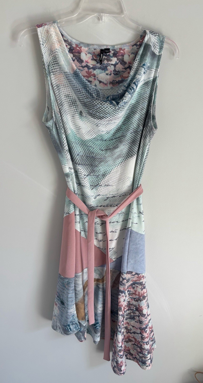Smash! Women’s Sleeveless Pastel Print Dress Asymmetrical Hem Size L