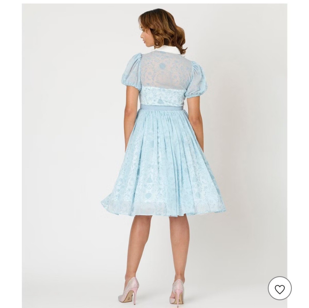 DISNEY CINDERELLA X UNIQUE VINTAGE THE CLOCK STRIKES MIDNIGHT Size Medium