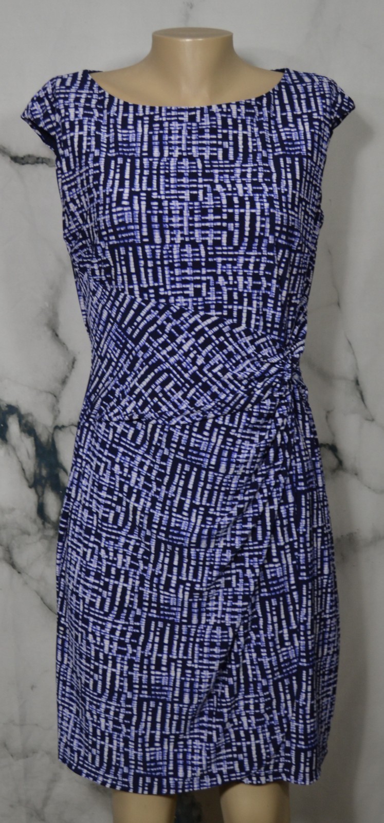 CHAPS Black Blue White Patterned Dress Large Slight Cap Sleeve Twist Waist