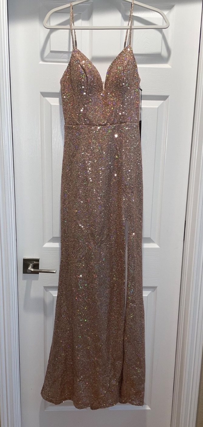 City Triangles Sequin Gown Rose Gold V-Neck Spaghetti Strap High Slit Sz 5 Prom