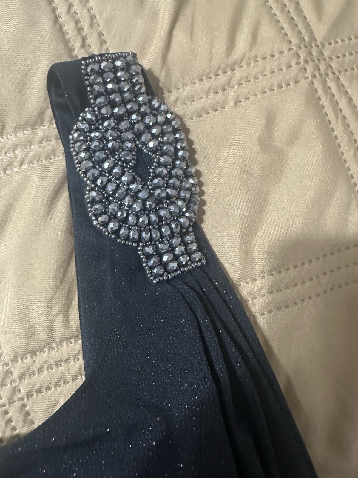 Xscape Black One Shoulder Sweetheart Ruched Beaded evening Dress size 12.