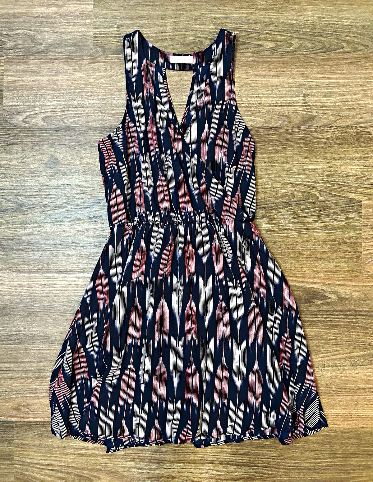 Lush Women’s XS Black/Beige/Brown Ikat V-Neck Sleeveless A-Line Dress
