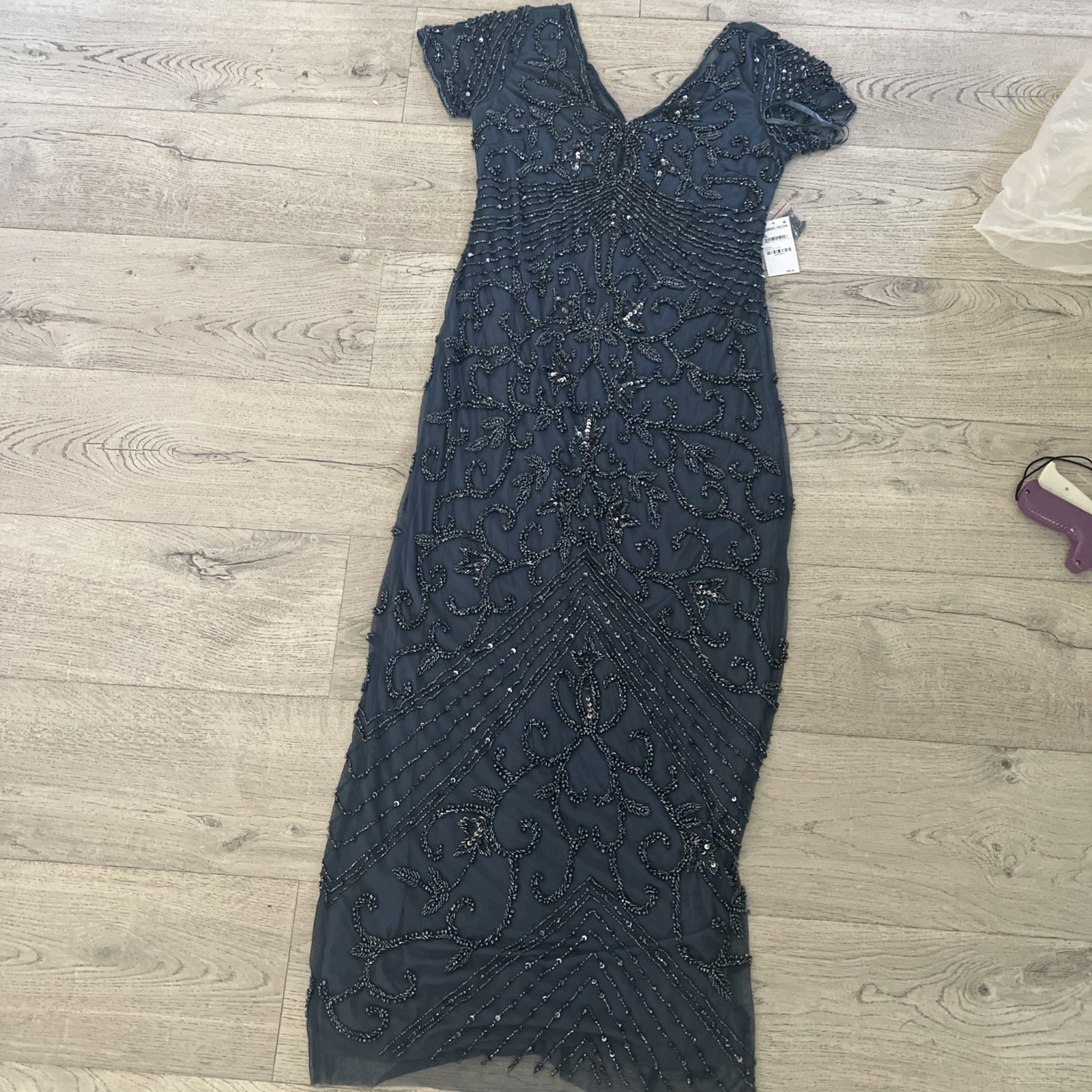 $268 Pisarro Nights Beaded Mesh Column Gown Sequin Column Gown 8 Navy