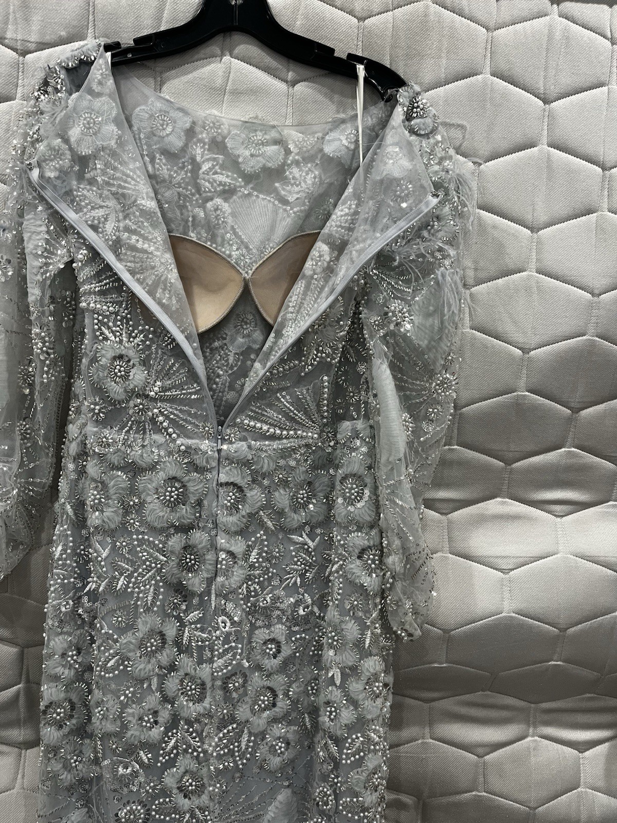 Terani Couture Silver Beaded Embroidered Mesh 3/4 Sleeve Long Gown Zip 10